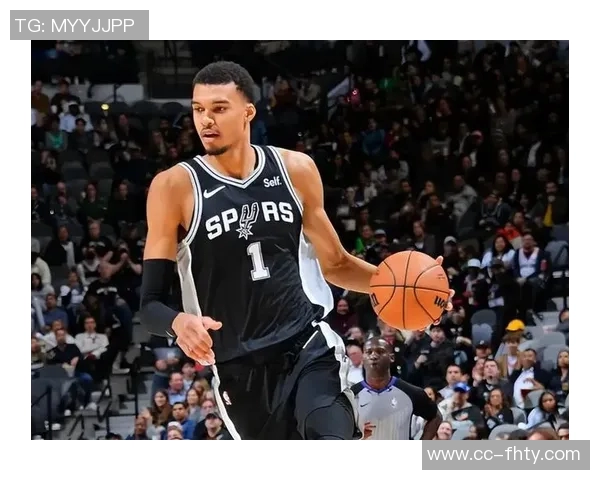 字母哥盛赞文班进步显著期待未来对决时已退役 字母哥盛赞文班进步显著期待未来对决时已退役