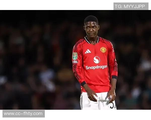 梅努趣味问答揭晓曼联传奇7号之争及最爱黑色球衣的秘密